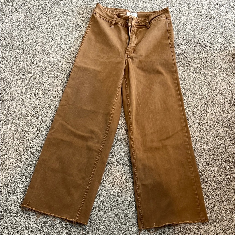 Women's Wide-Leg Brown Jeans